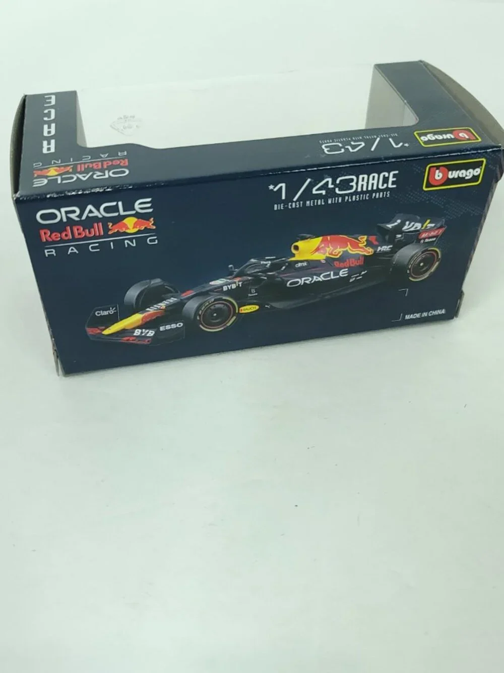 Bburago F1 Racing Oracle Red Bull Racing RB18 Sergio Perez #11 Bubble Damage1:43